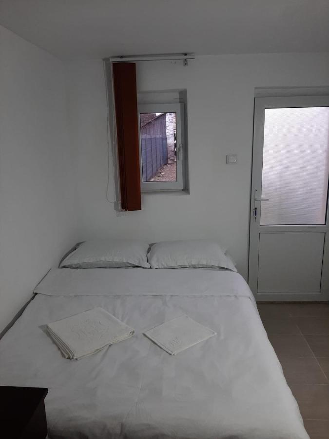 Vila Dionysos Brasov Ghimbav Экстерьер фото